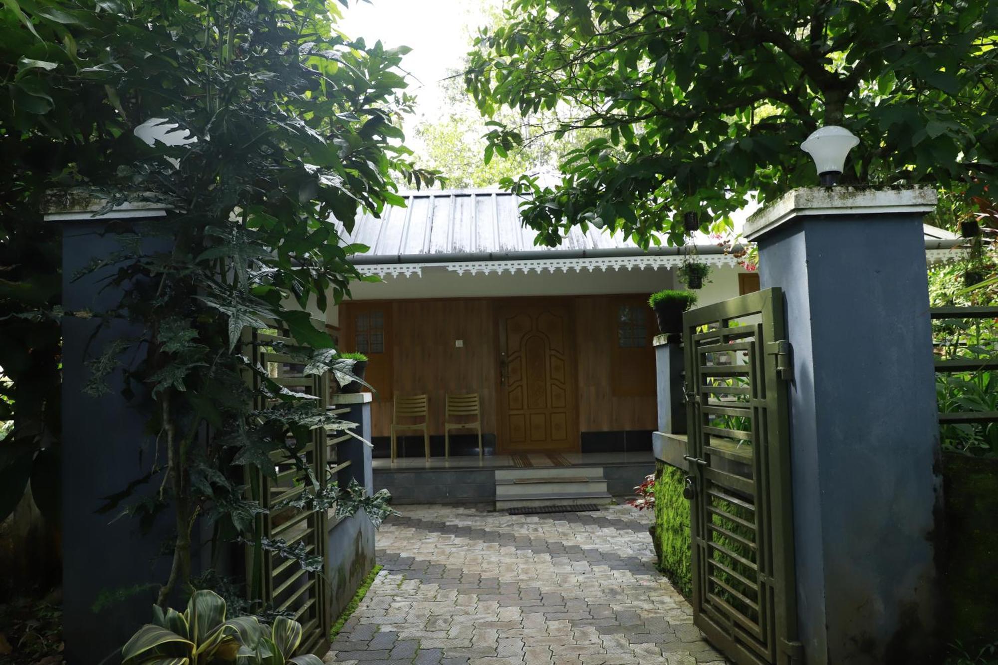 Nature Villa Anachal Екстериор снимка